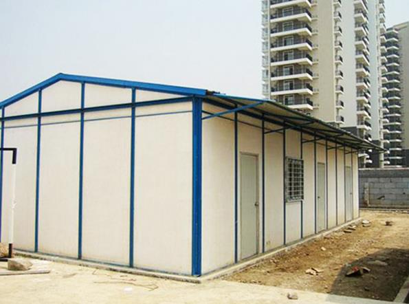 用彩鋼板搭建活動板房有什么優(yōu)勢？